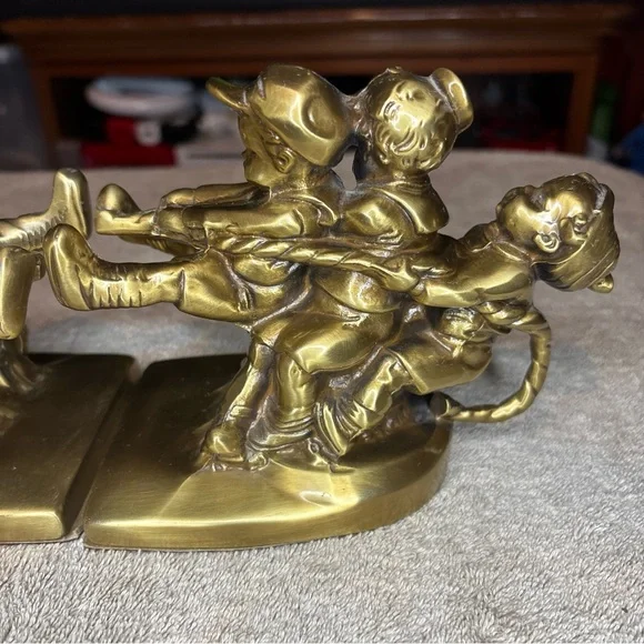 Vintage PM Craftsman USA TUG OF WAR BOOKENDS Brass Bookend Set - Picture 4 of 6
